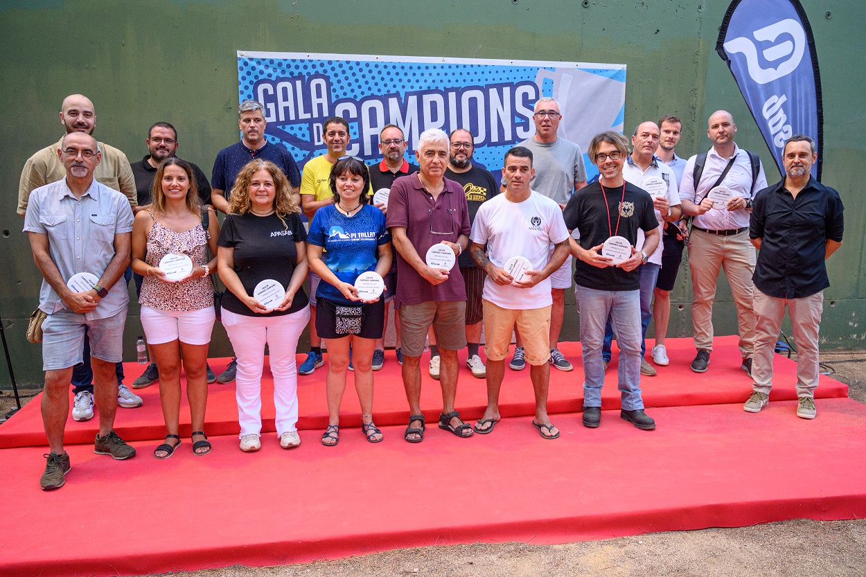 La Gala dels Campions i les Campiones reconeix els èxits esportius de la temporada de les entitats de Sant Andreu de la Barca