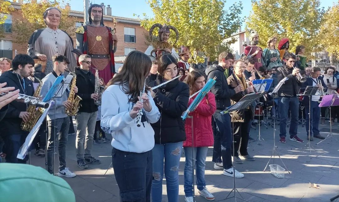 Imatge de la notícia: Festa 15è aniversari de l'Escola Municipal de Música i Dansa